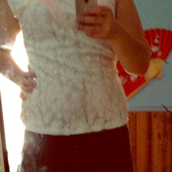 Very cute sequin top - Picture 1 of 3