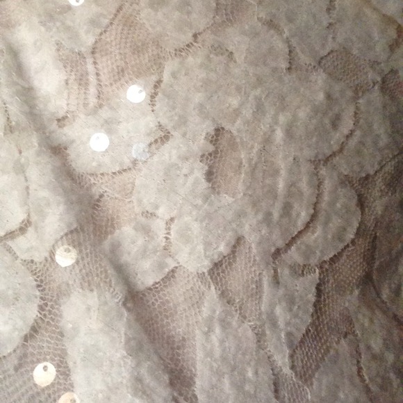 Very cute sequin top - Picture 2 of 3