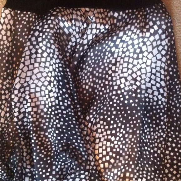 2 skirts. One size fits most. Ankle length. - Picture 4 of 4