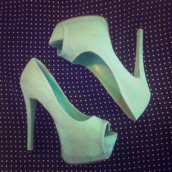 Torqoise Open Toe Pumps