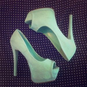 Torqoise Open Toe Pumps