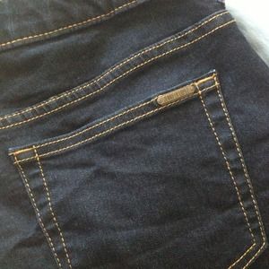 Jennifer Lopez Capri denim