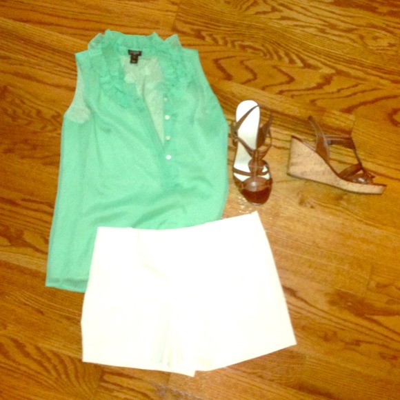 Ann Taylor Cotton Side Zip Shorts