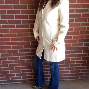Metro Style Leather Trench Coat, Winter White sz 8