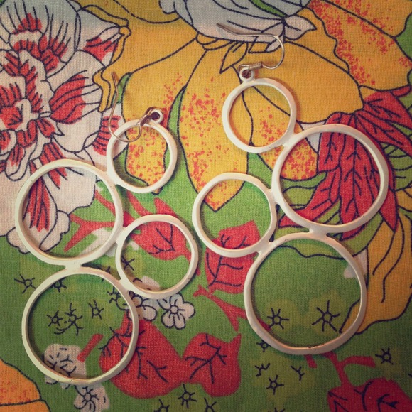 Cute bubble earrings.