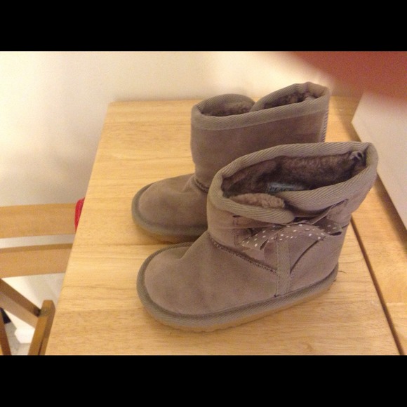 Purple boots - Picture 2 of 4