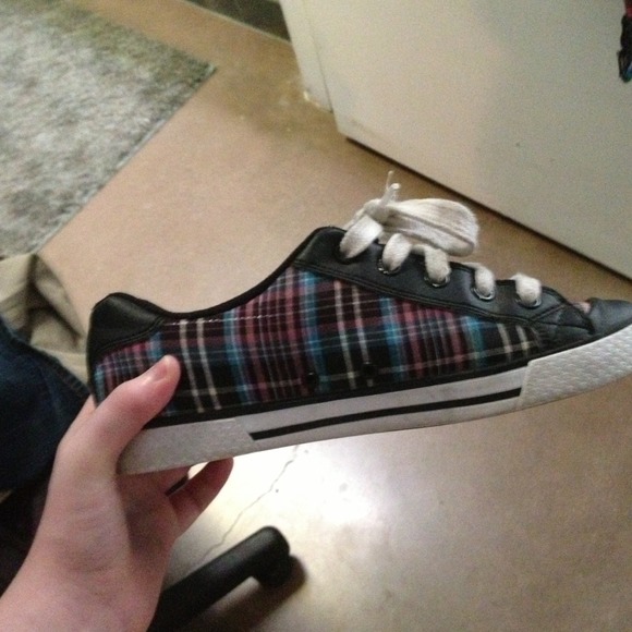 Dc shoes