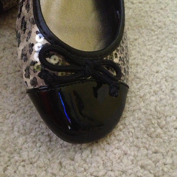 🎀🐆Sequence Animal Print Flats NWOT - Picture 2 of 3
