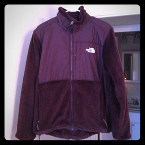 💗RESERVED💗 The North Face Denali Jacket
