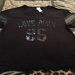 🚫SOLD🚫VICTORIAS SECRET SEQUIN TSHIRT