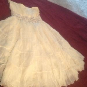 A vintage look to a Southern Dress!