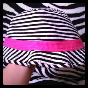 Black and White Striped Bucket Style Hat