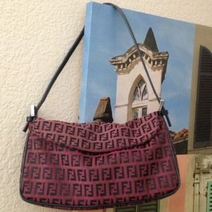 💥Authentic Fendi small handbag