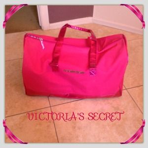 SALE!!!!! Brand new vs bag NWOT