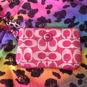 Coach wristlet (magenta pink)