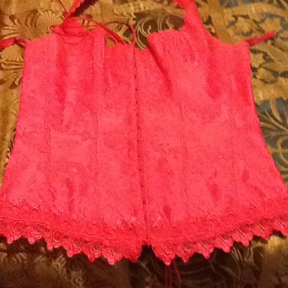 Corsets - Picture 3 of 4