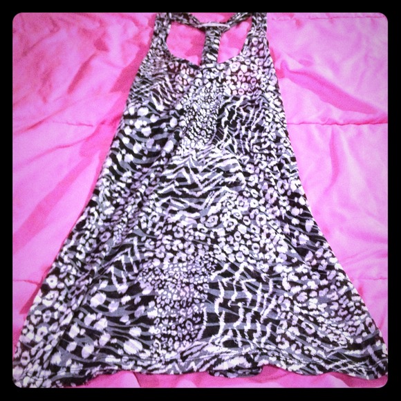 ❌❌❌TRADED❌❌❌ See Thru Long Animal Print Tank