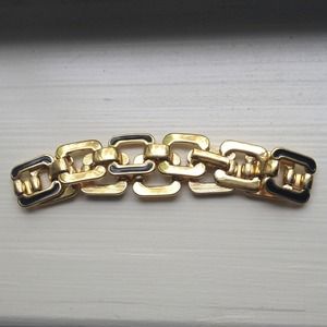 gold chain bracelet