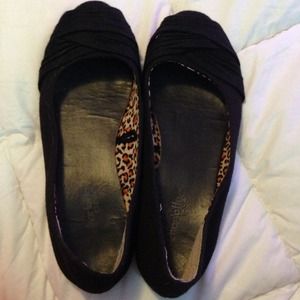 Black flats