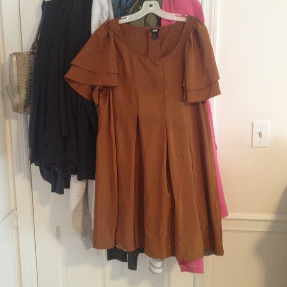 Pumpkin shift dress