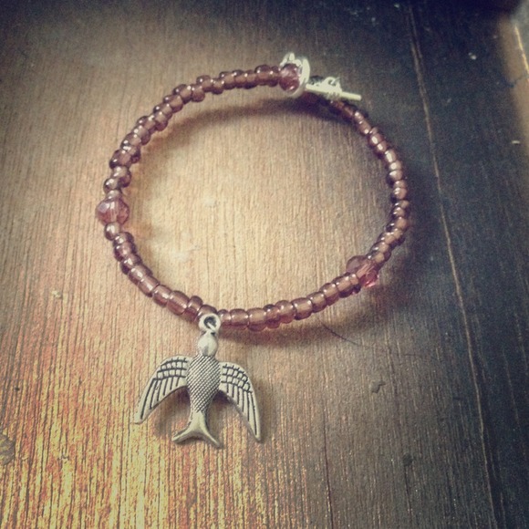 Toggle clasp bracelet