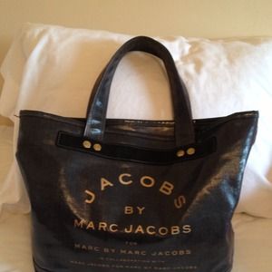 MJ navy medium tote