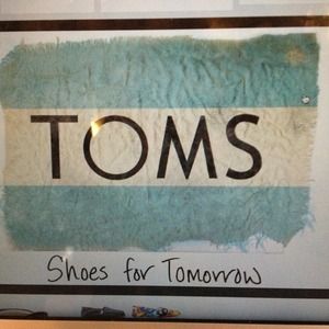 Bundle for @janleigh26. 2 pairs of brand new TOMS