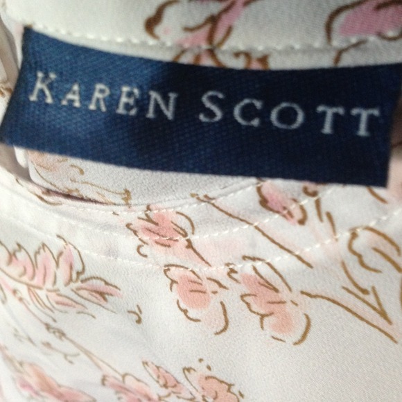 Women’s Karen Scott Floral Top Size Small - Picture 3 of 3