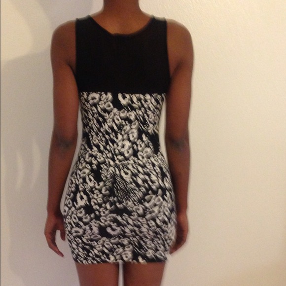 New never worn! Black & white cheetah print dress - Picture 2 of 2