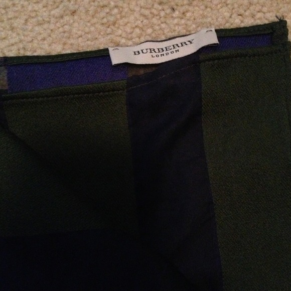 Burberry London scarf