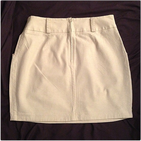 Charlotte Russe tan mini skirt - Picture 3 of 4