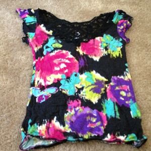 Laced back floral kids shirt