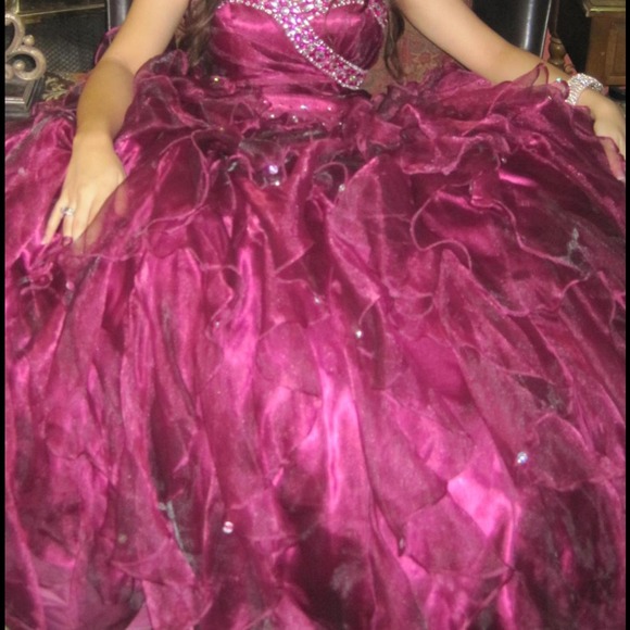 Gorgeous Strapless prom dress💗 MAKE AN OFFER 💖