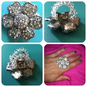 Bling bling flower ring