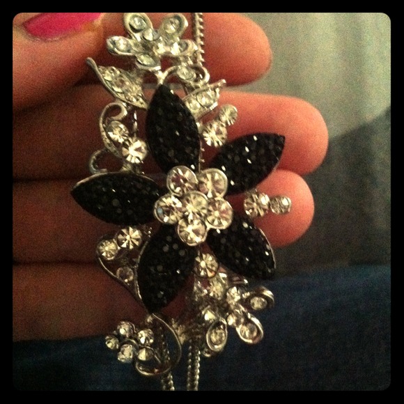 Rhinestone flower Headband.