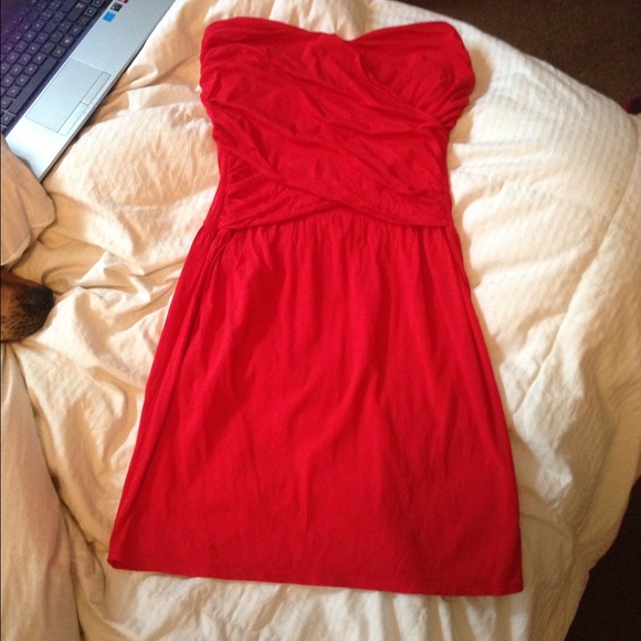 Hold-Red dress from Victoria Secret. - Picture 4 of 4