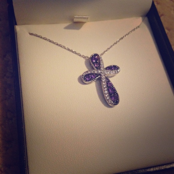 Cross neckless