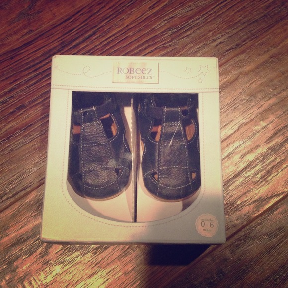 Robeez baby boy sandals