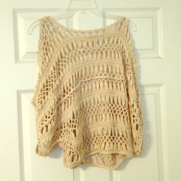 Knitted shaw