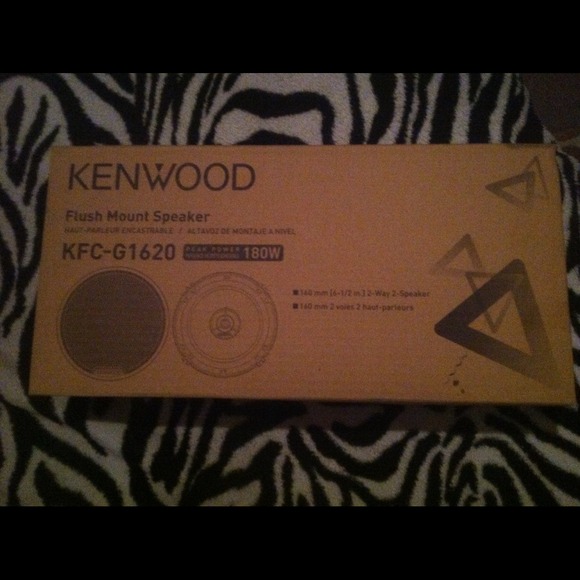 Kenwood speakers