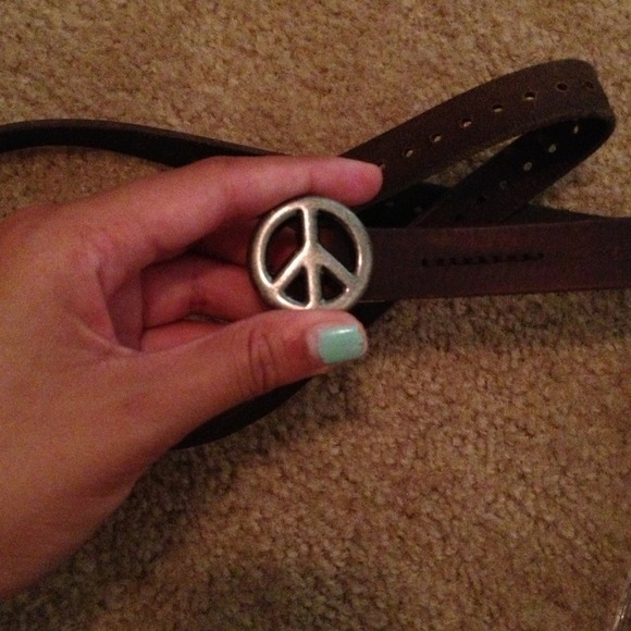 Leather peace sign belt