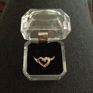 10K Gold Heart Ring