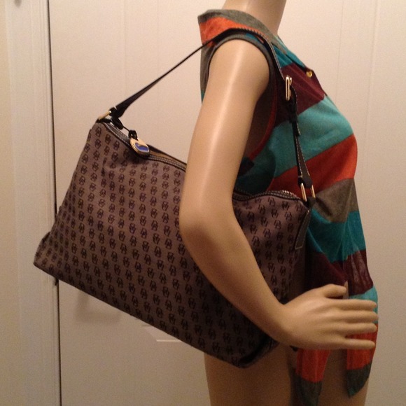 Authentic Dooney & Bourke MINT - Picture 4 of 4