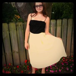 Pleaded highwaisted skirt & top; cotton size M