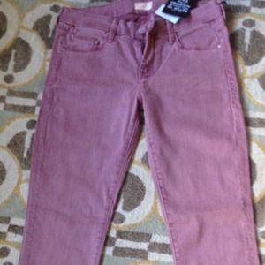 Beautiful dusty rose color Mother denim.