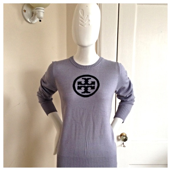 π SOLD πNWT Auth Tory Burch Logo Sweater - Picture 4 of 4