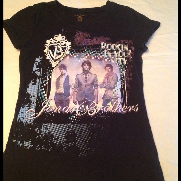 Black girls shirt