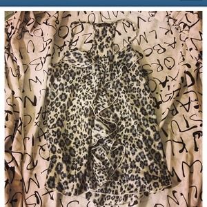 Really cute cheetah print tank top.