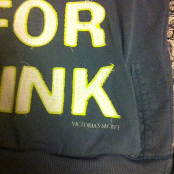 🚫Traded🚫Pink vs sweatshirt - Picture 2 of 4