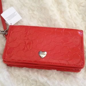 Coach red wallet F49540